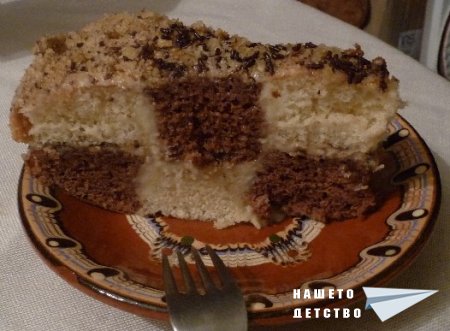 Ще ядем вкусна торта с крем!