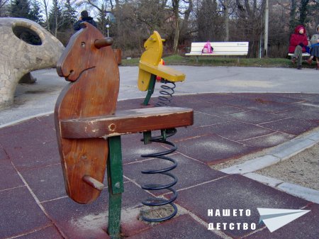 Съвременни люлки на пружини