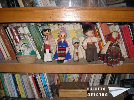 Кукли в носии