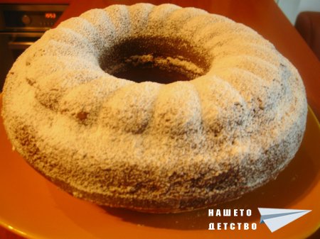 Вкусовете на моето детство - част I - зелник, курабийки, кекс, милинки, баклава, еклери-лебеди
