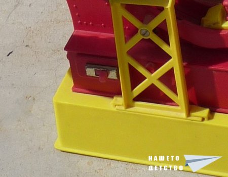 Пластмасова писта за колички